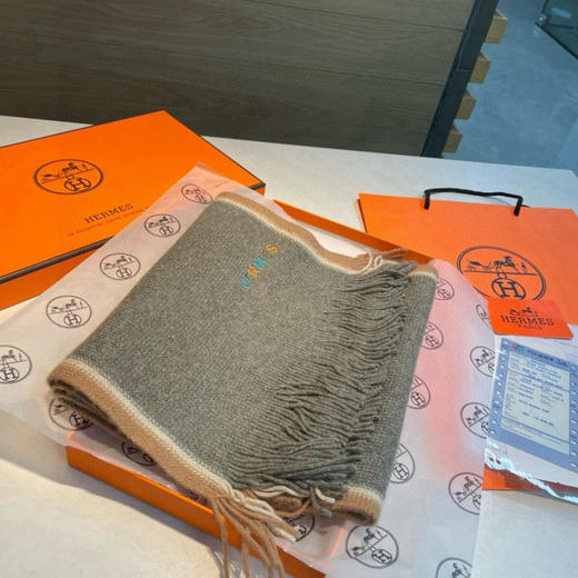 秋冬特惠💰350 爱马仕男女同款高端羊毛针织围巾！可正式，可随意 商品图2