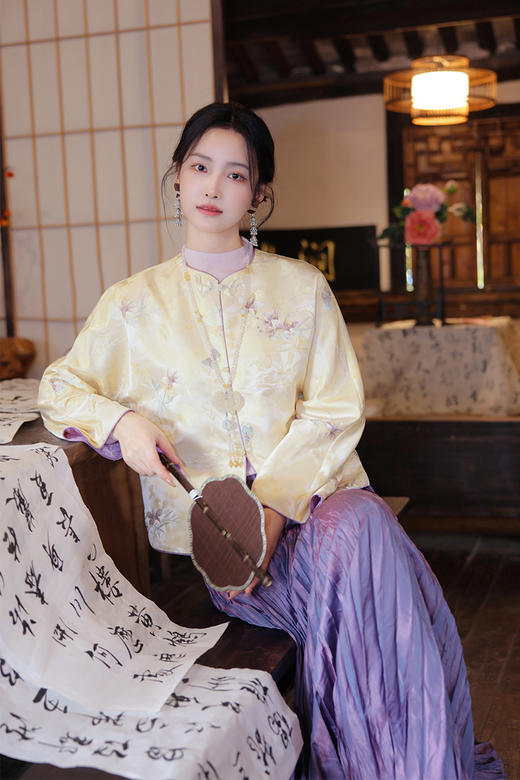 逸红颜明月优选#古典刺绣新中式外套【棠曲】温柔花卉扇子刺绣，古朴新中式连肩袖 商品图7