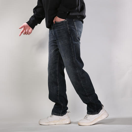 DRONKOO 2025 正常腰左袋右后袋白绣线藏青皮标一体绒厚牛仔长裤 商品图2