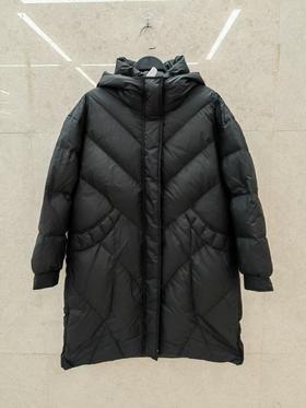 199.9 GABRILE MANN羽绒服（线上线下同时售卖不保证有货）509037-CC