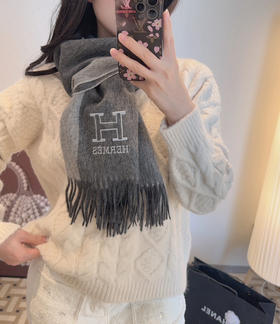 秋冬特惠💰330 爱马仕男女同款双面围巾