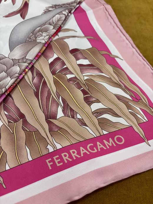 FERRAGAMO 菲拉格慕 围巾女  0790179-002 . 商品图1