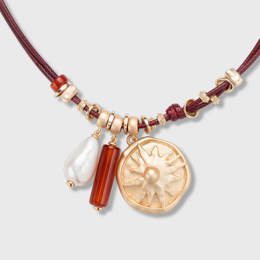 lost in echo2026春夏新款好运红玛瑙珍珠可调节长皮绳组合项链女 商品图3
