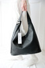 可单肩也可手提。法式名媛风复古气质黑色金属五金托特包C122308 商品缩略图9
