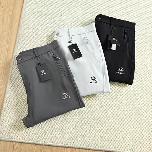 D122461冬季新款刺绣男士软壳加绒户外冲锋长裤 商品图2