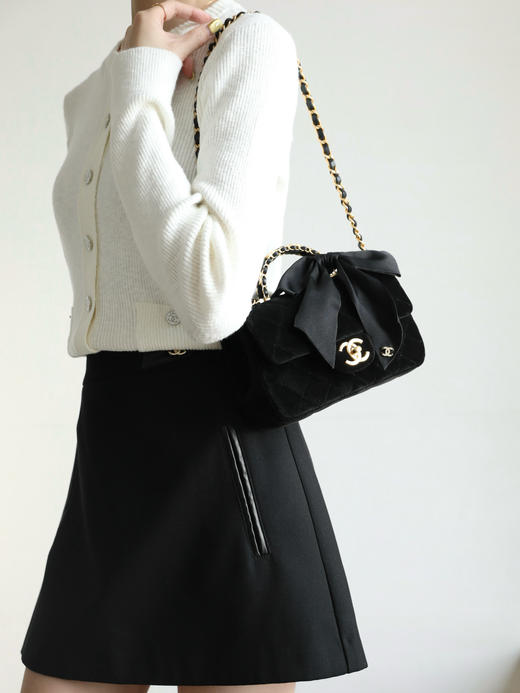 香奈儿 25K系列 蝴蝶结𝖢𝖥手柄丝绒黑色（LZ） 商品图3