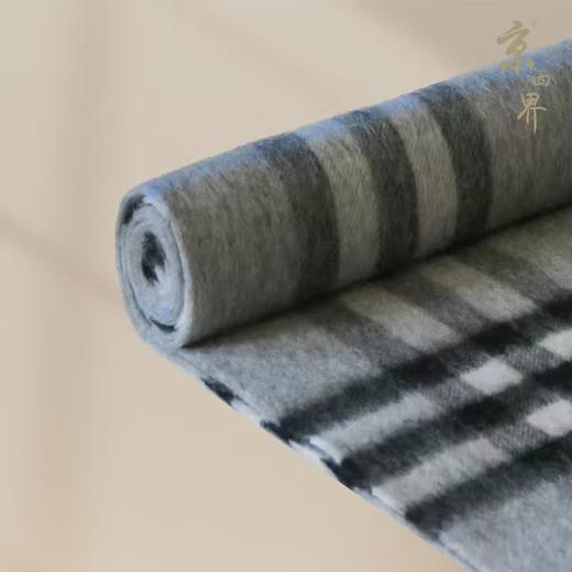 京四界 · 100%羊毛 围巾	JSJD4-003 商品图1