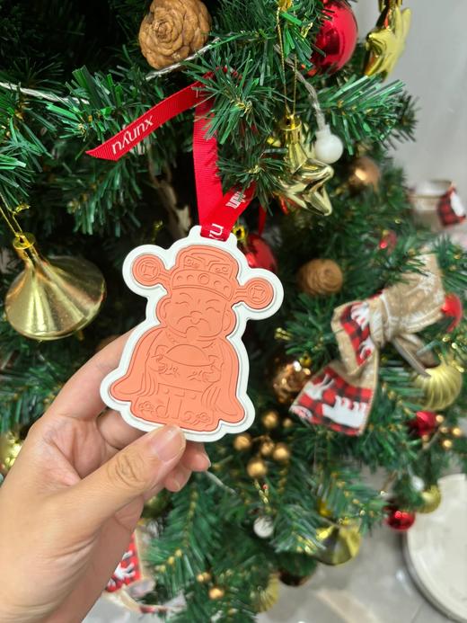 【更适合中国宝宝的香挂】寻遇财神系列艺术香挂 浅壁雕刻工艺 优选石膏泥 塑型手工精修 手工水磨 自然风干 春节节日送礼/衣柜内/车内/办公室/书房 商品图6