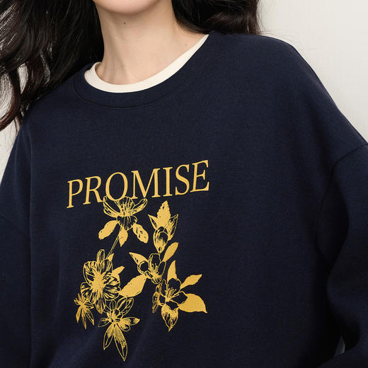 【年货节】熙世界松弛感印花加绒卫衣女2025年秋冬新款美式复古宽松休闲上衣 商品图4