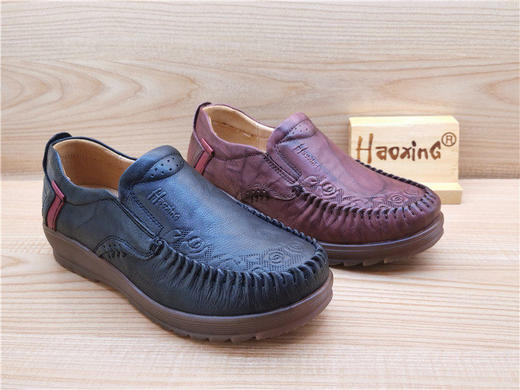 豪行秋季新款正品真皮妈妈鞋简约休闲舒适低跟女单鞋23306388 商品图0