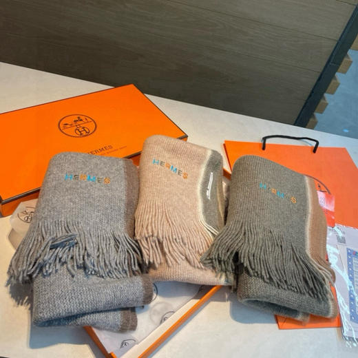 秋冬特惠💰350 爱马仕男女同款高端羊毛针织围巾！可正式，可随意 商品图1