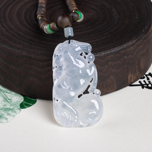 xy0659沉香+冰种翡翠马挂件 商品图0