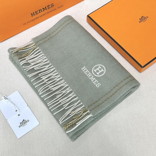 秋冬特惠💰300 HERMES🧣爱马仕围巾 巴黎时装展商务男士女士通用双面羊毛披肩 商品图3