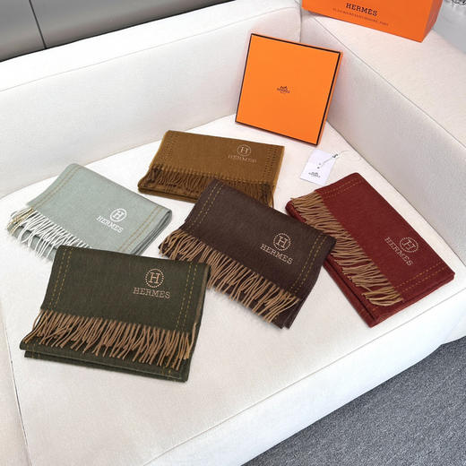 秋冬特惠💰300 HERMES🧣爱马仕围巾 巴黎时装展商务男士女士通用双面羊毛披肩 商品图2