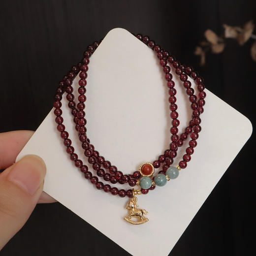 【流光·三圈石榴石紫水晶葫芦手链】敦煌福泽天然酒红石榴石手串女三圈葫芦吊坠水晶手串 商品图6