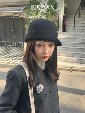 ForPoem · 穿搭分享 · @兜里有糖