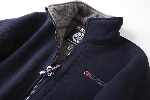 【多妈团购 出口挪威情侣款双面摇粒绒外套】小立领设计 加厚羊羔绒，精致刺绣标，两侧拉链口袋+内里两侧拉链口袋，袖口松紧防风，底部卡扣收腰，设计感十足-拟盛 商品图6