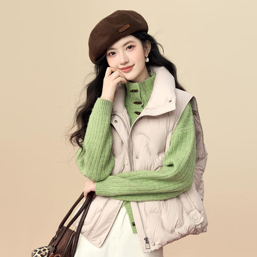 【12/24新品5.7折】熙世界巨好看绝美高领绿色毛衣女开衫秋冬慵懒风休闲牛角扣针织衫 商品图4