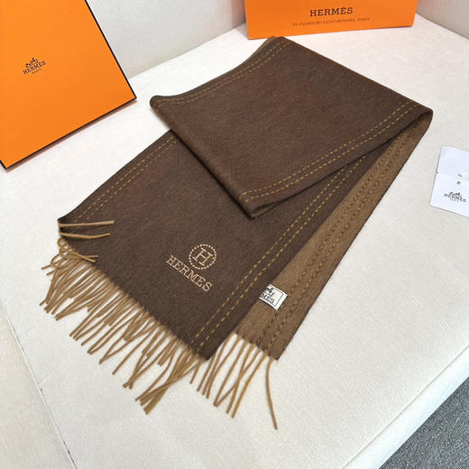 秋冬特惠💰300 HERMES🧣爱马仕围巾 巴黎时装展商务男士女士通用双面羊毛披肩 商品图4