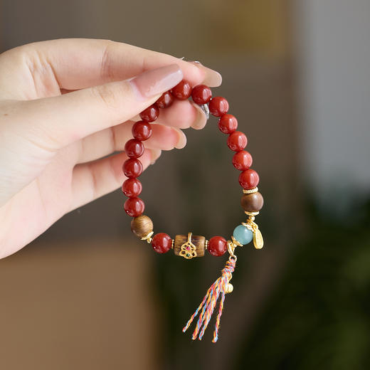 【鸿运·南红沉香手串】敦煌小众天然红玛瑙新中式手串系列女仿南红国风设计款本命年平安好运 商品图0