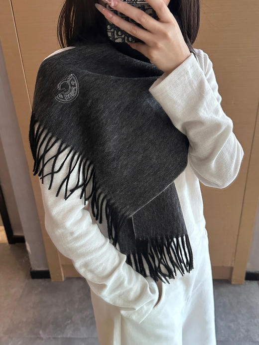 秋冬特惠💰320 Hermes · 爱马仕男女围巾，难得一见的温柔配色 商品图1