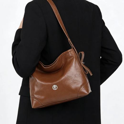 【少量现货售完不补！】FolliFollie包包折扣专场，9款可选，真品保证，可扫码验真，经典百搭，年末自用/送礼 商品图7