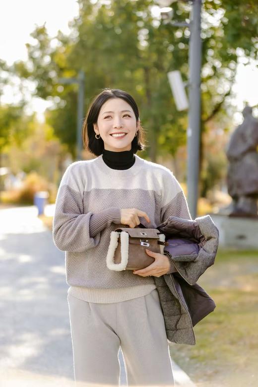 MAISON COVET 纯山羊绒圆领提花上衣( 买1赠1活动，不可退单件，需全单退或全单确认收货） 商品图8