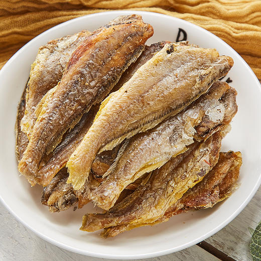 海狸先生零食大礼包礼盒 拌饭海苔/鱿鱼条/仿龙虾球/卤汁带鱼/香辣鳗鱼丝/生虾片/烤鳕鱼片/爆浆鱼蛋/肉松夹心海苔 年货送礼 商品图4