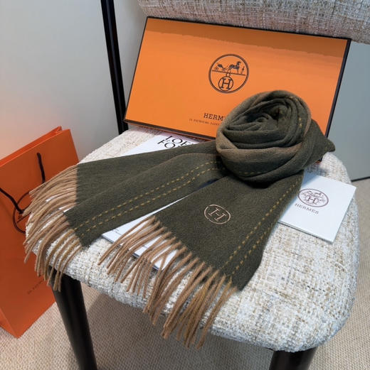 秋冬特惠💰300 Hermes · 爱马仕男女围巾，难得一见的温柔配色 商品图7