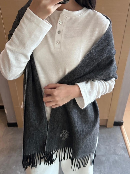 秋冬特惠💰320 Hermes · 爱马仕男女围巾，难得一见的温柔配色 商品图2