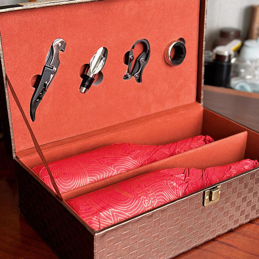 【马年贺岁礼】白鹿堡金马纳福纪念生肖酒干红葡萄酒，双支装/六支礼盒装，送给最重要的人！ 商品图13