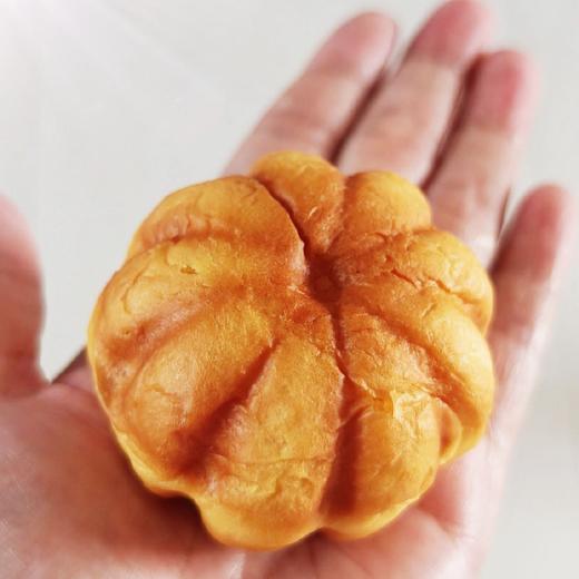 黄油南瓜馅小餐包  400g/盒 商品图1