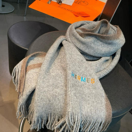 秋冬特惠💰350 爱马仕男女同款高端羊毛针织围巾！可正式，可随意 商品图7