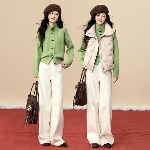 【12/24新品5.7折】熙世界巨好看绝美高领绿色毛衣女开衫秋冬慵懒风休闲牛角扣针织衫 商品图1