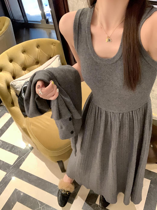 <曾小咸推荐>现货秒杀 ！微信超特价！韩系开衫+背心连衣裙套装 日常259.99 立减120 秒杀139.99！！ 商品图8