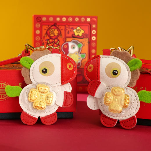 心选丨2026马上有福/马上有财礼品足金挂饰 本命年新年喜庆中国红车挂钥匙挂包挂 商品图8