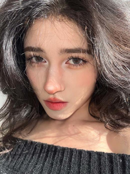 Hot girls（Hotgirl） 半年抛 天使三色灰 直径14.2mm着色13.4mm 商品图0