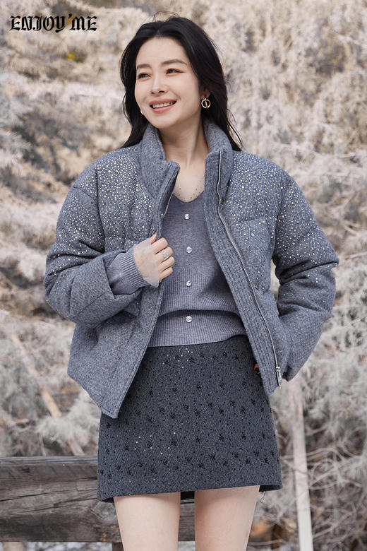 【门店同款】ENJOY冬季“暖冬软糖”亮钻小立领羽绒服 168843394 商品图1