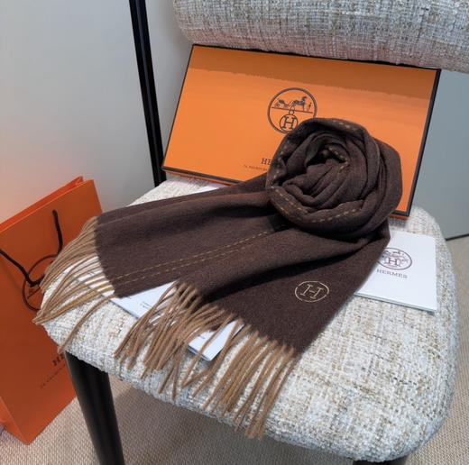 秋冬特惠💰300 Hermes · 爱马仕男女围巾，难得一见的温柔配色 商品图7