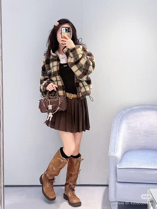 1224-6 排他性独家圆正 miu羊毛摇粒绒 箱式短款廓形外套 轻盈保暖 小泰迪大衣 商品图2