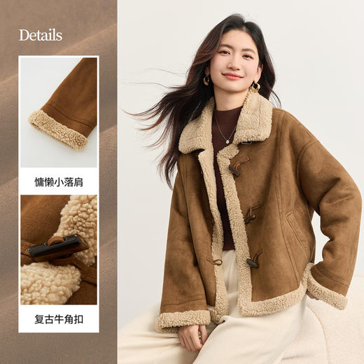 【12/24新品5.5折】熙世界复古港风皮毛一体外套冬季女装仿麂皮绒毛绒牛角扣短款大衣 商品图1