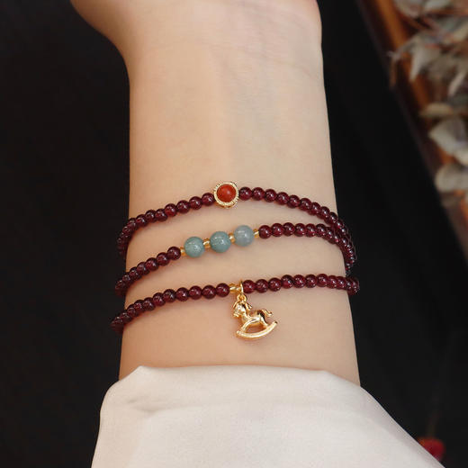 【流光·三圈石榴石紫水晶葫芦手链】敦煌福泽天然酒红石榴石手串女三圈葫芦吊坠水晶手串 商品图4