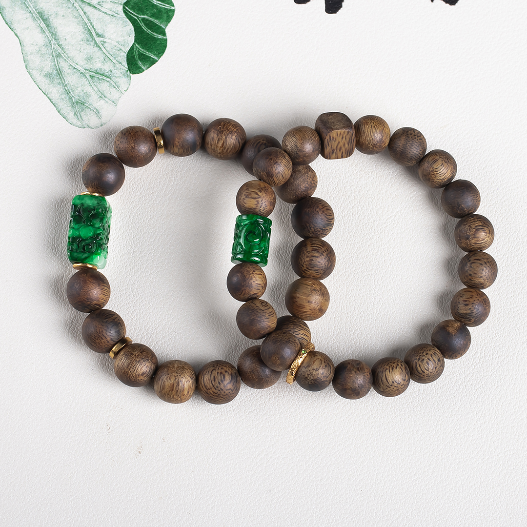 xy0657沉香+翡翠手串