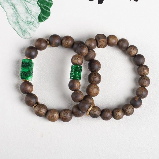 xy0657沉香+翡翠手串 商品图0