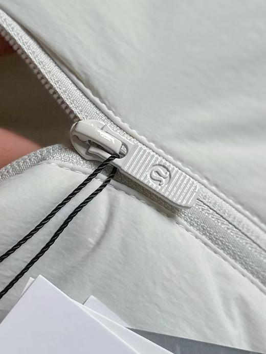 D122440百搭好看Water-Resistant女士连帽外套棉服 商品图6