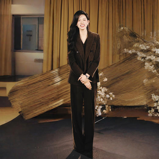 法小曼*子珍勃艮第红西装马甲三件套高级感西服套装 商品图2