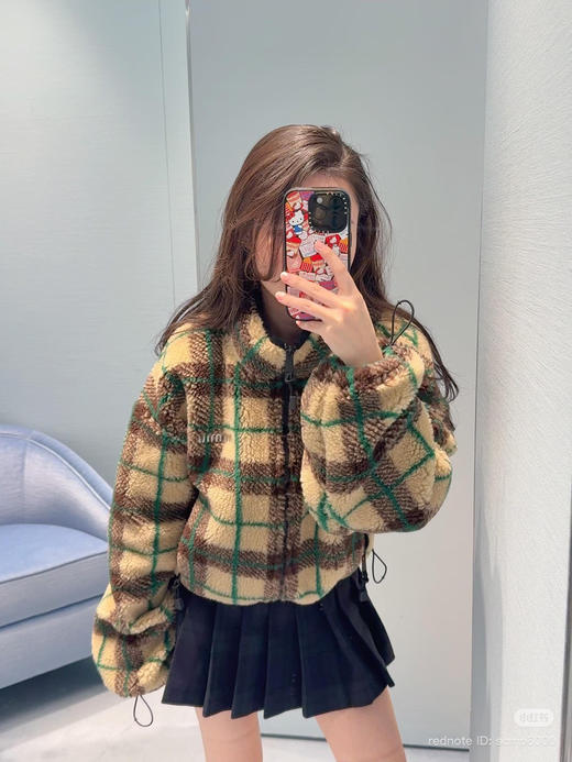 1224-6 排他性独家圆正 miu羊毛摇粒绒 箱式短款廓形外套 轻盈保暖 小泰迪大衣 商品图0