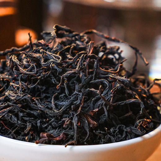 【野韵原生态红茶】2025年易武荒野晒红野韵花香 荒野环境野韵十足 野花香、野果香，5克/泡 20泡/盒 2盒赠手提袋 商品图7