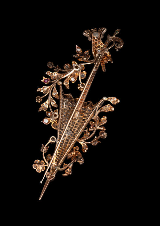 独角鹿西洋古董19世纪欧洲出品花叶雨伞造型黄金底纯银镶嵌钻石红宝石及祖母绿胸针 商品图2