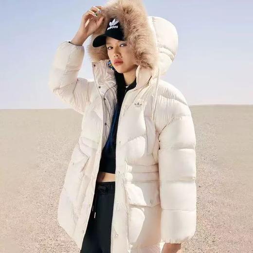 729.9元三叶草女款羽绒服456935-LN（线上线下同时售卖 不保证有货 ） 商品图0